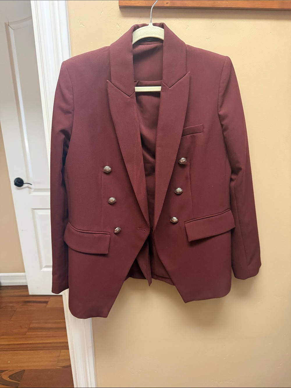 Elie Tahari Double-Breasted Burgundy Sport Coat